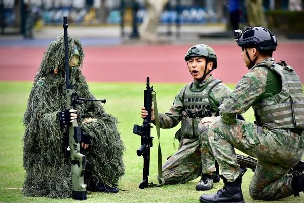 下载 (2).jpg